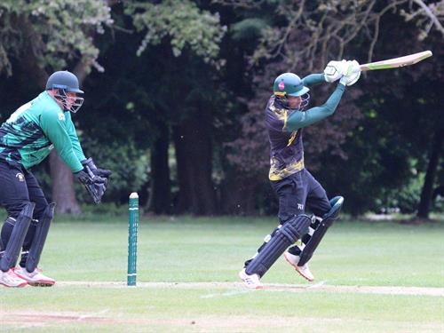 Lincolnshire v Northumberland, NCCA Trophy Group 2 match, held at BRACEBRIDGE HEATH on 04/05/2026 .
Sam Evans of Lincolnshire C.C.C. seen batting during his match winning innings of 85.