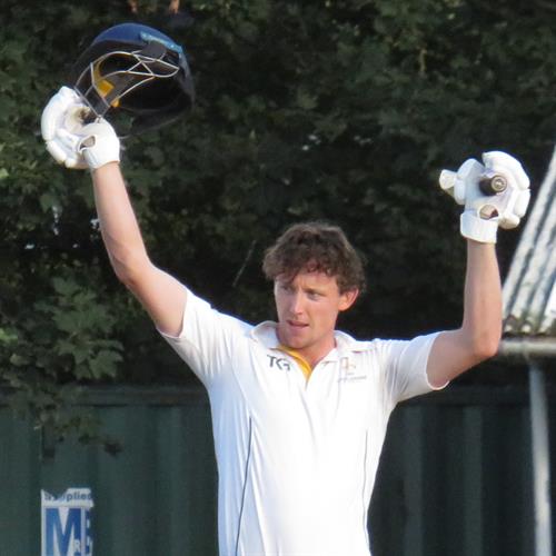 Buckinghamshire v Lincolnshire, NCCA Cluberly Eastern Div 1 match, held at High Wycombe Cricket Club on 31/08/2025 .
Joe Pocklington reaches his maiden century for Lincolnshire County Cricket Club.